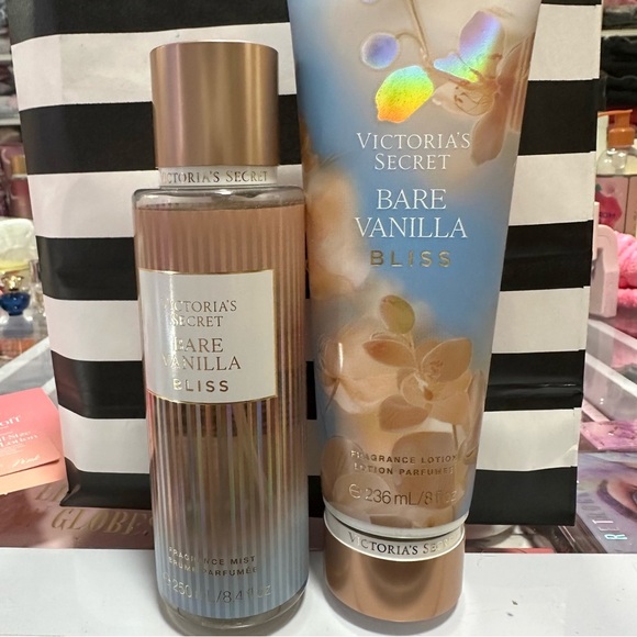 Victoria Secret Bare Vanilla Perfume and Lotion Set - Picture 1 of 1